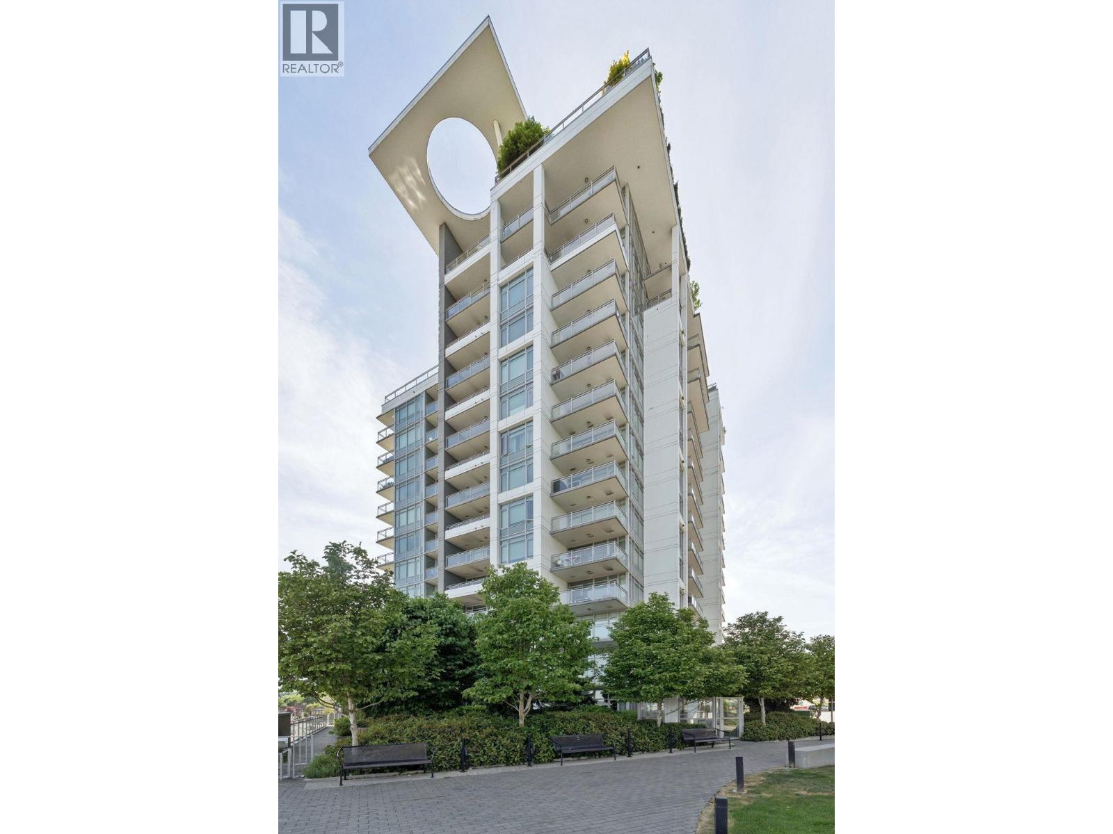 602 200 NELSON'S CRESCENT