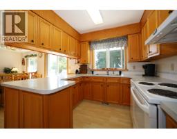 1073 Grandview Road, Gibsons, BC V0N1V3 Photo 16