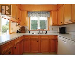 1073 Grandview Road, Gibsons, BC V0N1V3 Photo 17