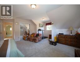 1073 Grandview Road, Gibsons, BC V0N1V3 Photo 24