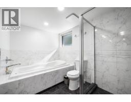 5520 Huckleberry Lane, North Vancouver, BC V7R4N8 Photo 24