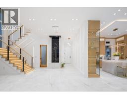 5385 Shelby Court, Burnaby, BC V5G1V3 Photo 8