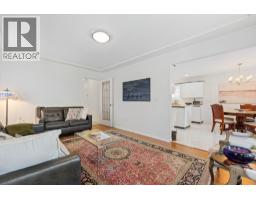 1154 Harold Road, North Vancouver, BC V7K1G3 Photo 16