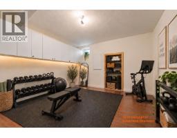 1154 Harold Road, North Vancouver, BC V7K1G3 Photo 35