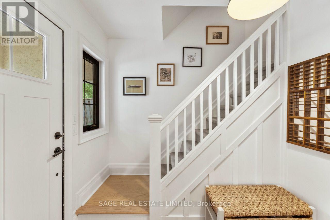 304 COURT STREET, Newmarket (Gorham-College Manor) — photo 3