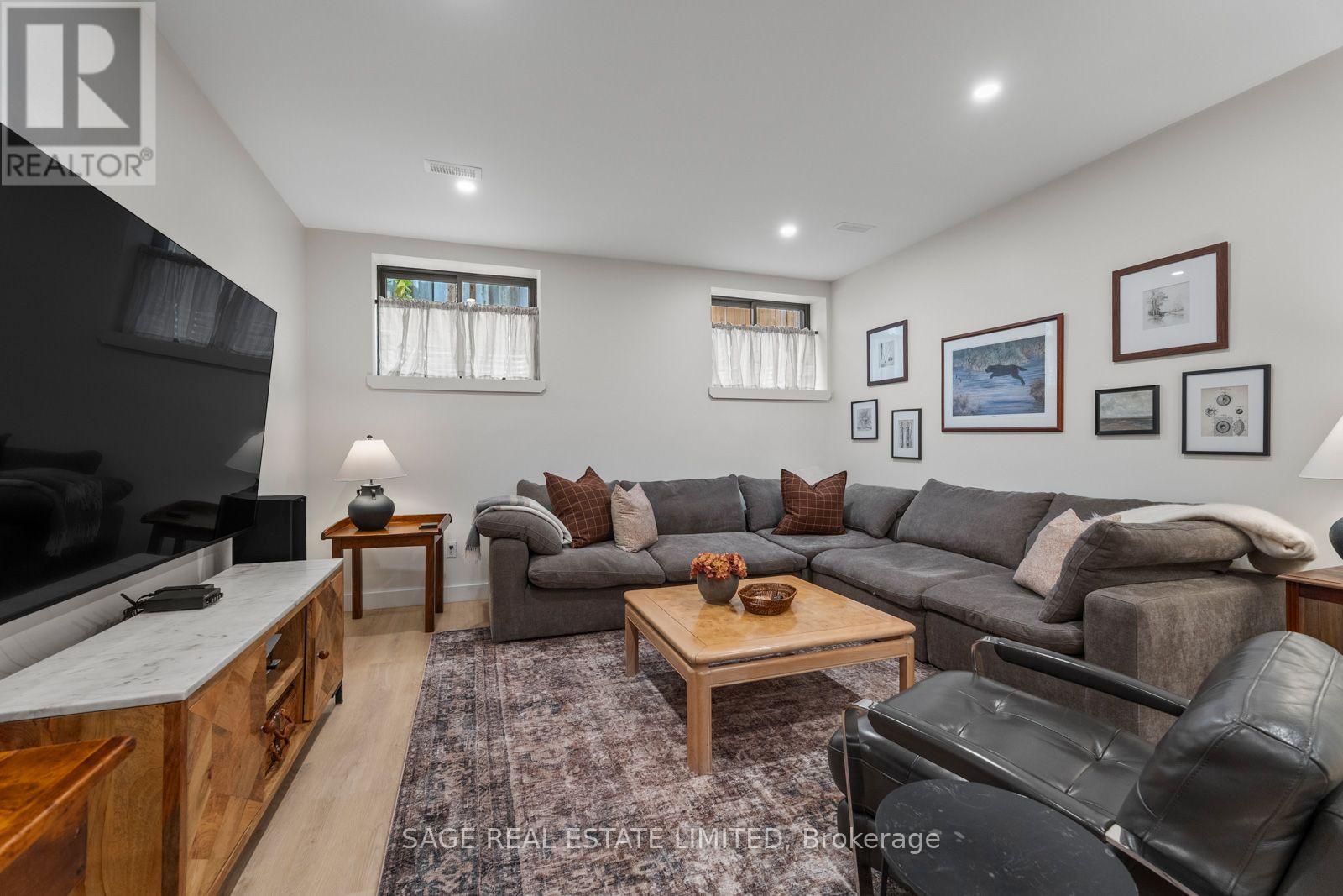 304 COURT STREET - 36