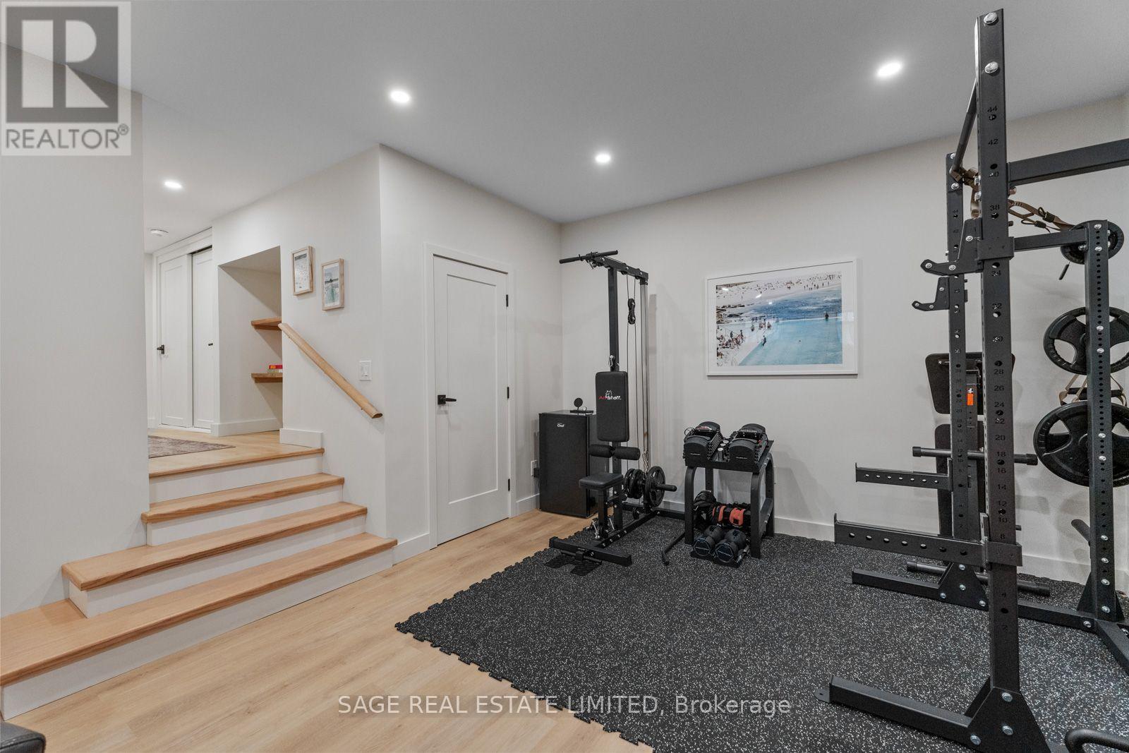 304 COURT STREET - 39