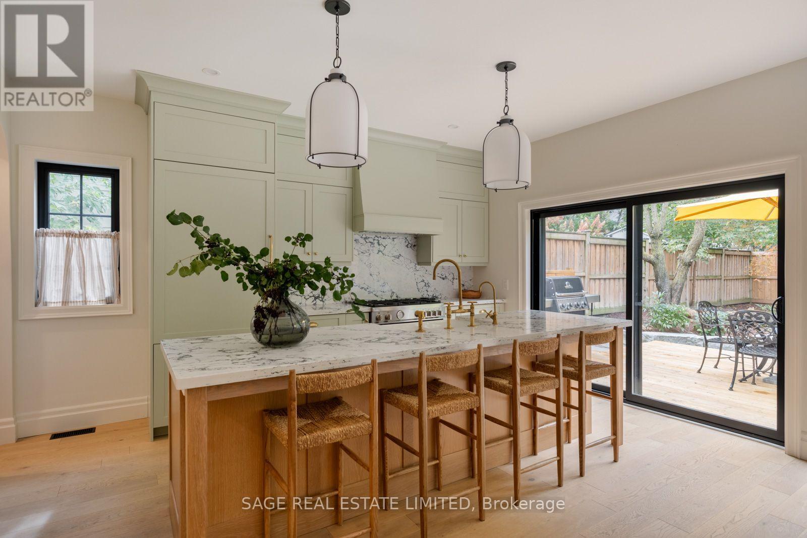 304 COURT STREET, Newmarket (Gorham-College Manor) — photo 9