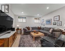 304 Court Street, Newmarket, ON L3Y3S5 Photo 36
