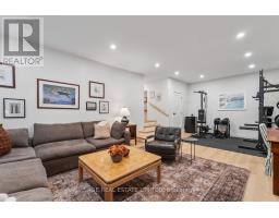 304 Court Street, Newmarket, ON L3Y3S5 Photo 37