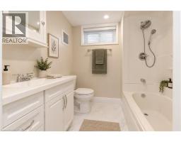 15 Edinburgh Road Unit# Lower, Kitchener, ON N2B1M4 Photo 6