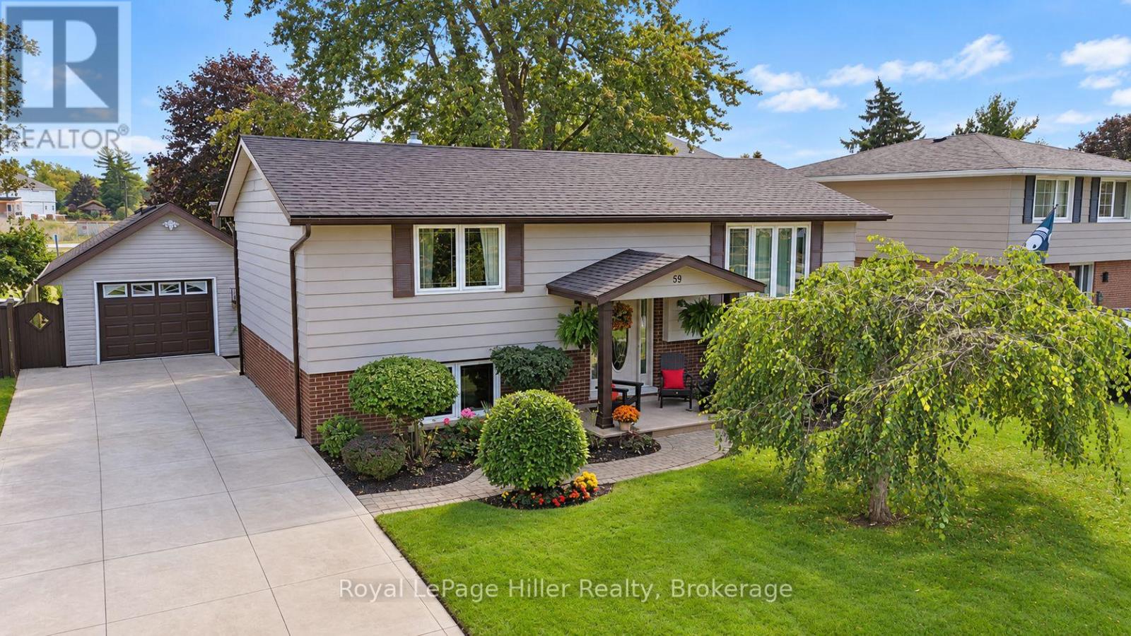 59 BRIARHILL DRIVE, Stratford