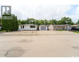 1014 Hopkins Crescent, Moose Jaw, SK S6H3E7 Photo 46
