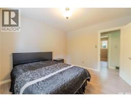 1014 Hopkins Crescent, Moose Jaw, SK S6H3E7 Photo 21