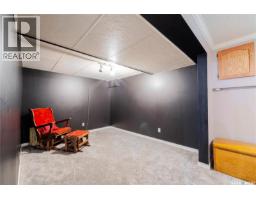 1014 Hopkins Crescent, Moose Jaw, SK S6H3E7 Photo 34