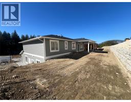 1660 8 Street Se, Salmon Arm, BC V1E0G9 Photo 13