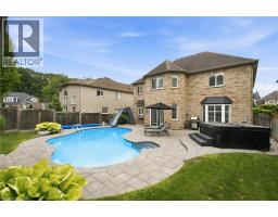 150 Davidson Boulevard, Dundas, ON L9H7N6 Photo 42
