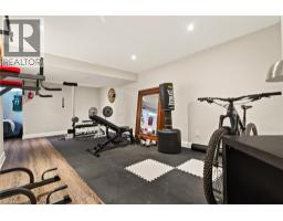 150 Davidson Boulevard, Dundas, ON L9H7N6 Photo 35