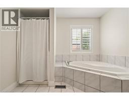 150 Davidson Boulevard, Dundas, ON L9H7N6 Photo 33