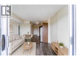 511, 30 Brentwood Common NW - photo 2