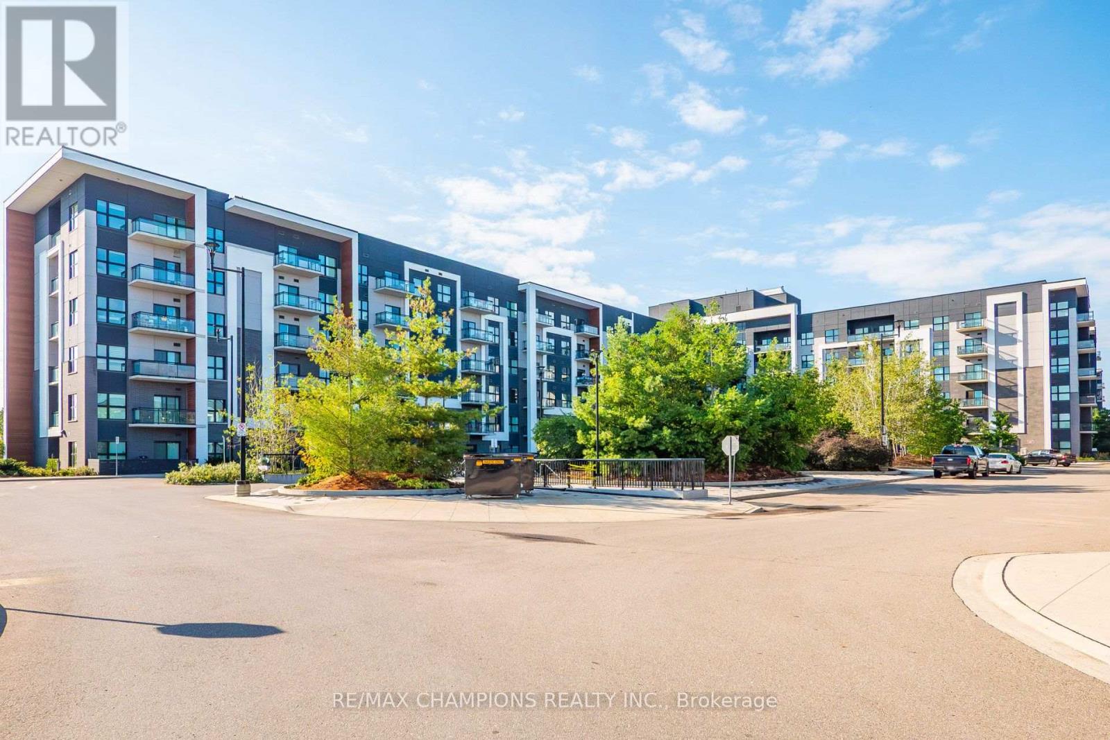 308 - 128 GROVEWOOD COMMON, Oakville (GO Glenorchy) — photo 2