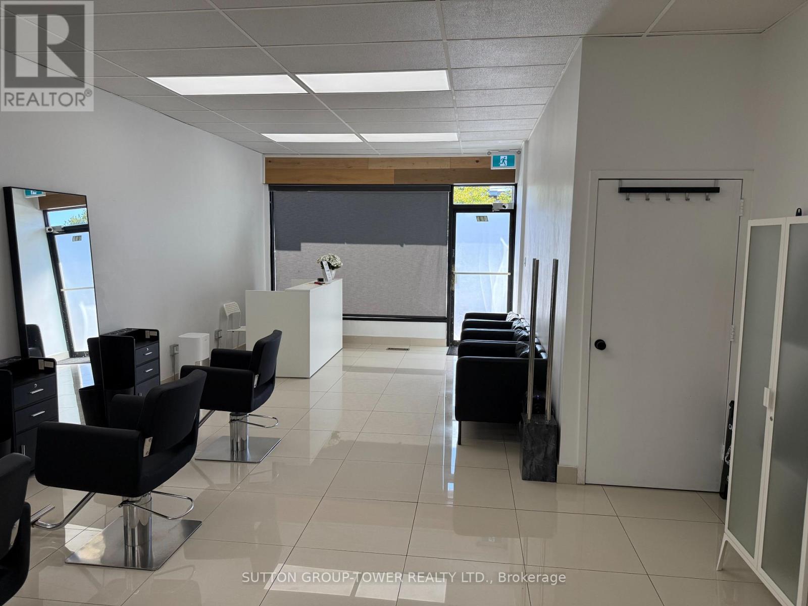 684 WILSON AVENUE, Toronto (Downsview-Roding-CFB) — photo 4