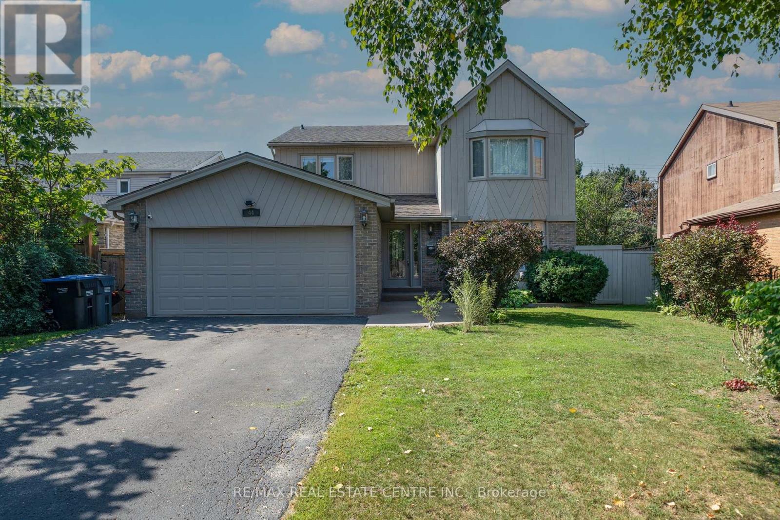 Photo of 44 Madelaine Crescent
