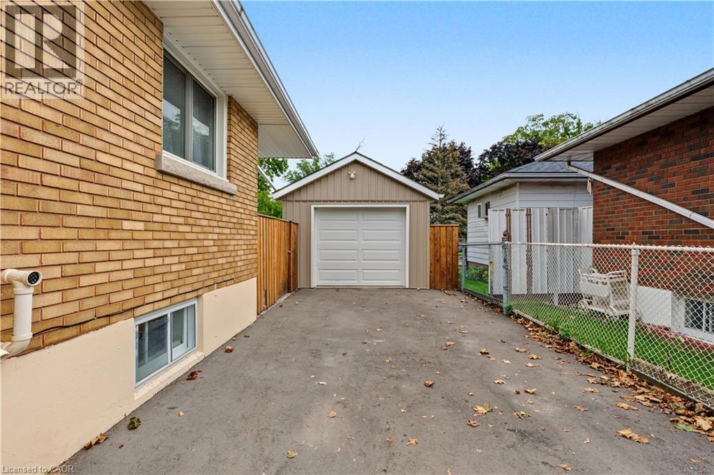 42 WOODMAN Drive - Image 4
