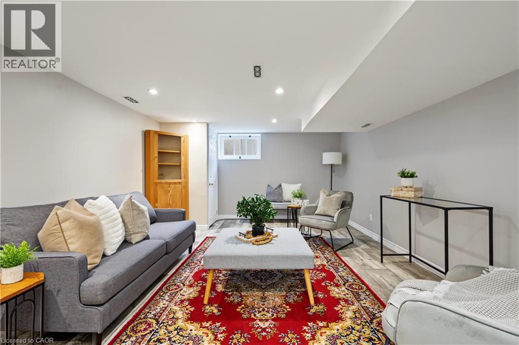 42 WOODMAN Drive - 22
