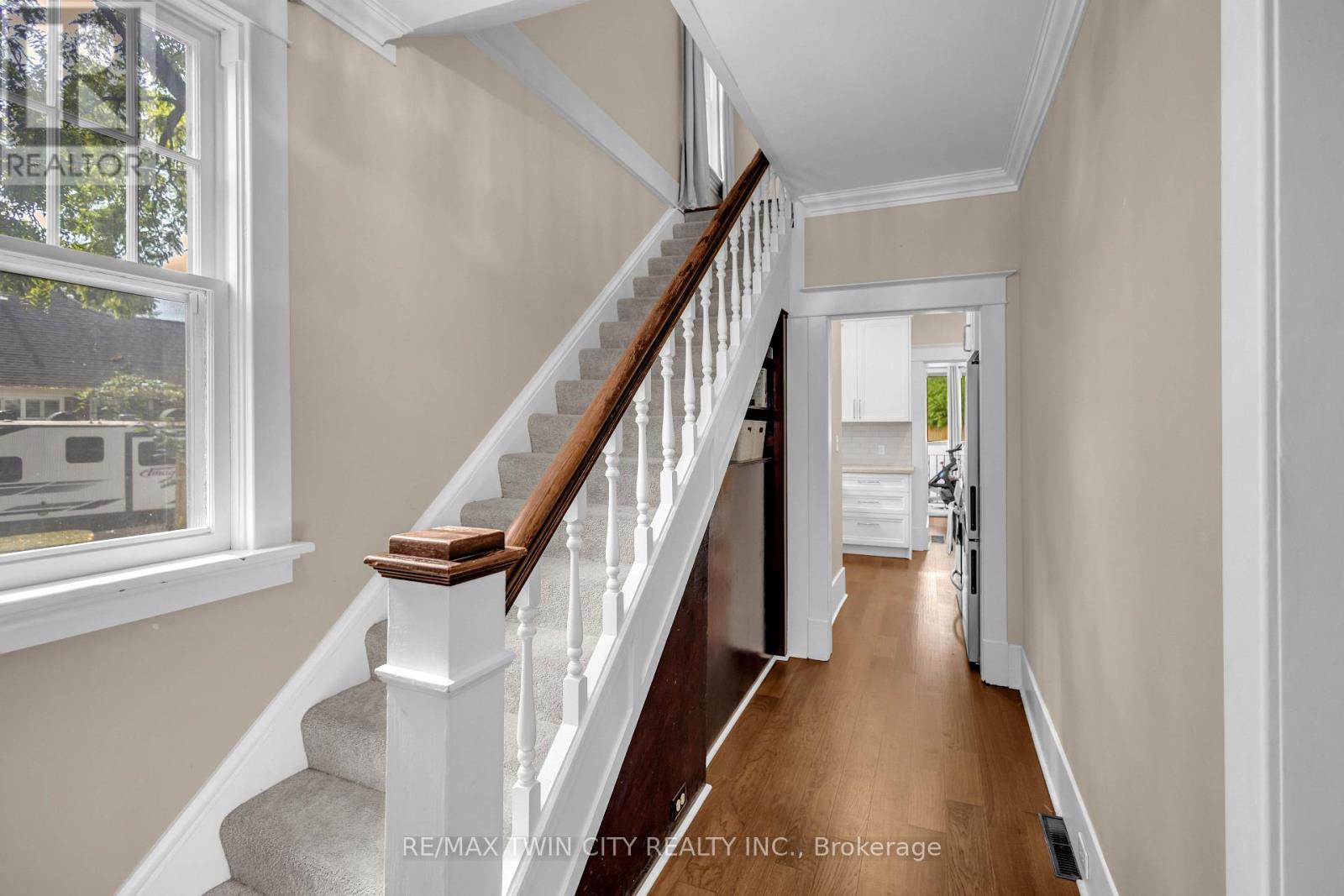 11 TUTELA HEIGHTS ROAD, Brantford — photo 7