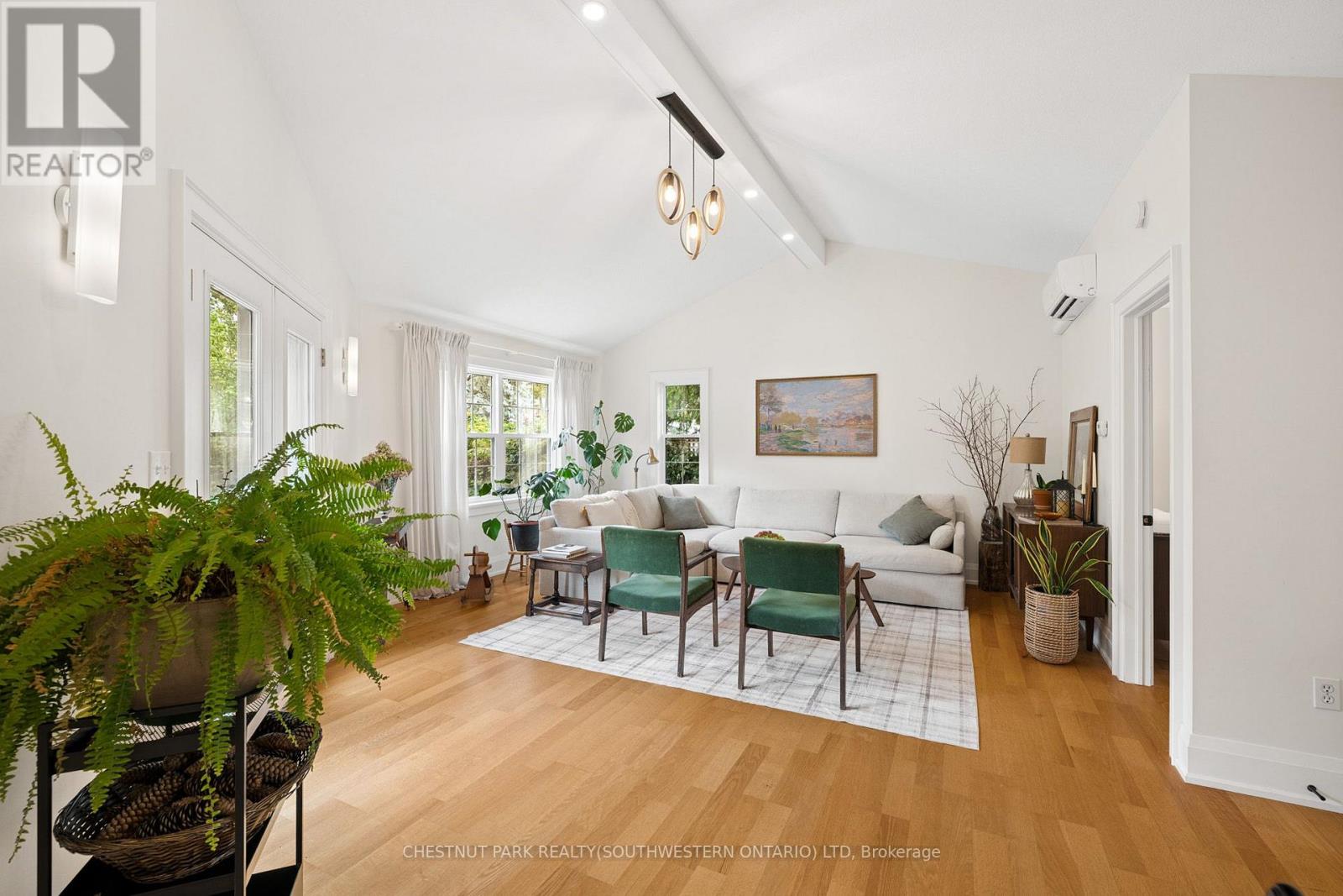 15 PANABAKER STREET - Image 18