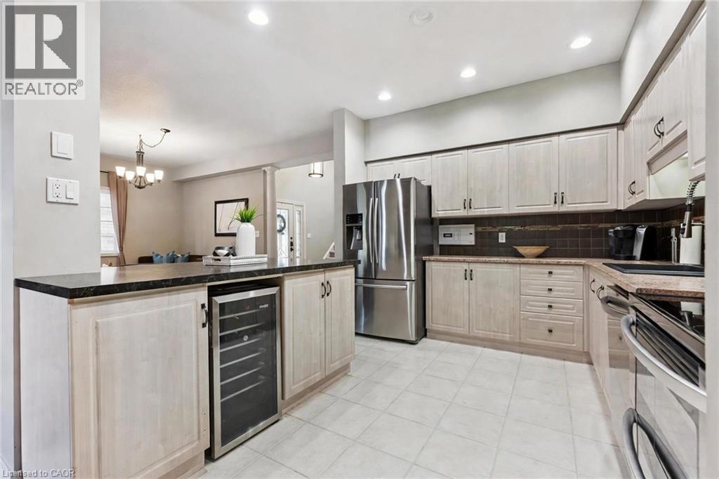51 SPENCER Crescent, Guelph — photo 7