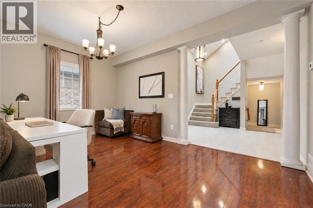 51 SPENCER Crescent, Guelph — photo 9