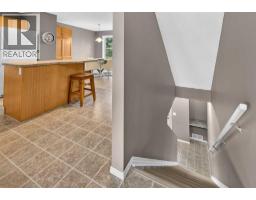 Bedroom - 42, 7 Westland Road, Okotoks, AB T1S1Z1 Photo 9