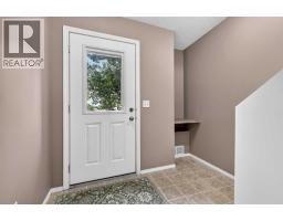 Dining room - 42, 7 Westland Road, Okotoks, AB T1S1Z1 Photo 6