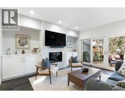 2pc Bathroom - 2106 27 Avenue Sw, Calgary, AB T2T1H7 Photo 10