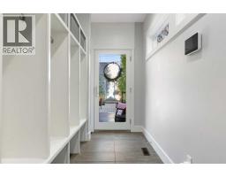 Bedroom - 2106 27 Avenue Sw, Calgary, AB T2T1H7 Photo 13