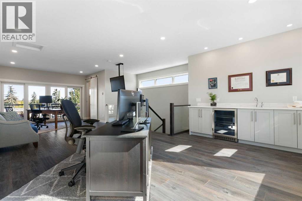 2106 27 Avenue SW - photo 25