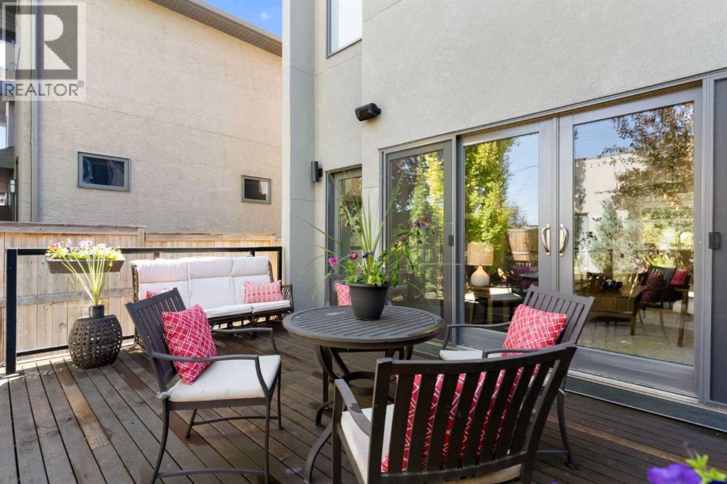 2106 27 Avenue SW - photo 37