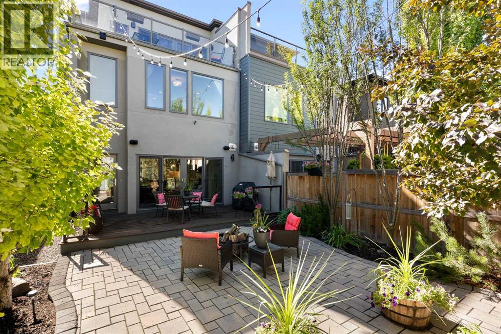 2106 27 Avenue SW - photo 35