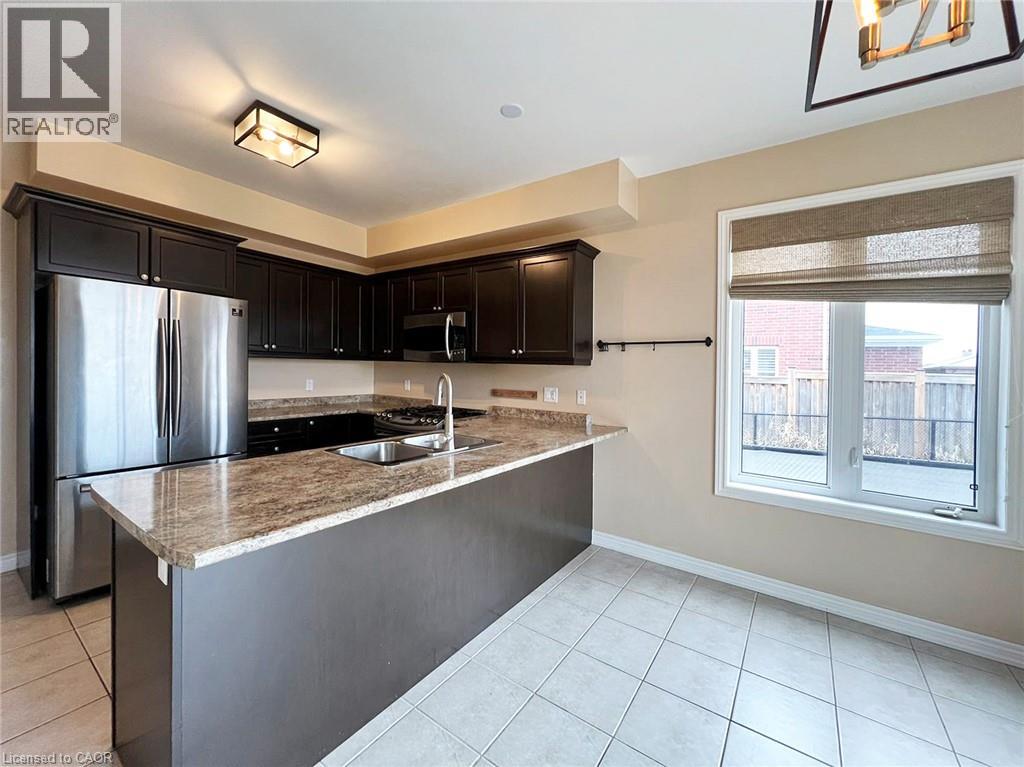 52 WHITTINGTON Drive, Ancaster — photo 7