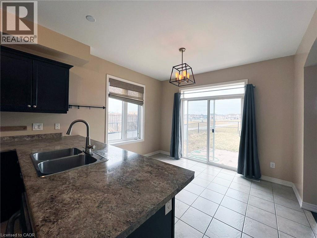 52 WHITTINGTON Drive, Ancaster — photo 10