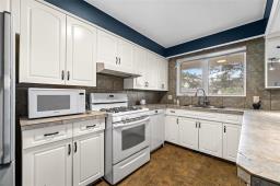 246 4th Street S, Niverville, MB R0A0A2 Photo 13