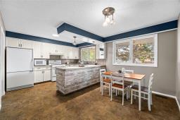 Utility room - 246 4th Street S, Niverville, MB R0A0A2 Photo 10