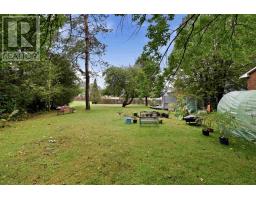 19 Illinois Ave, Sault Ste  Marie, ON P6A4M2 Photo 36