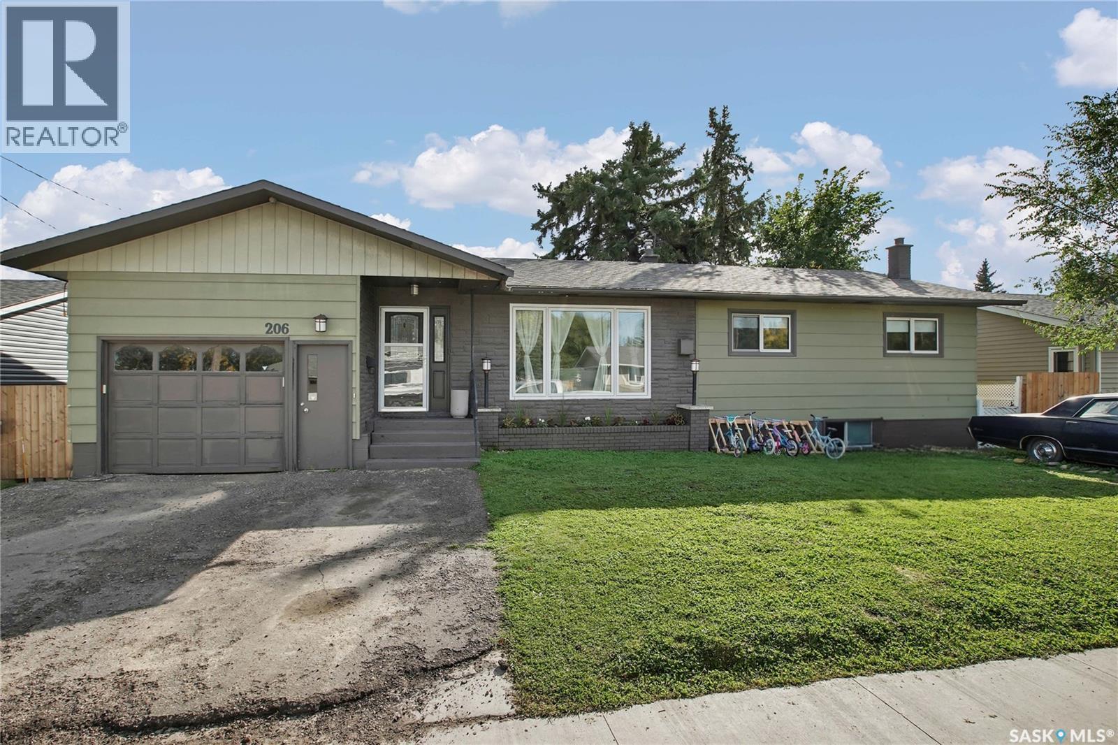 206 Main STREET, Waldheim