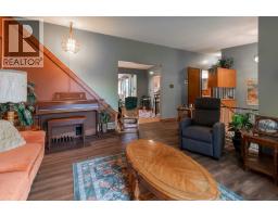 Living room - 217 Kipp Avenue, Monarch, AB T0L1M0 Photo 6