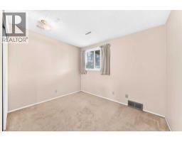 2652 Oakmoor Drive Sw, Calgary, AB T2V4E8 Photo 17