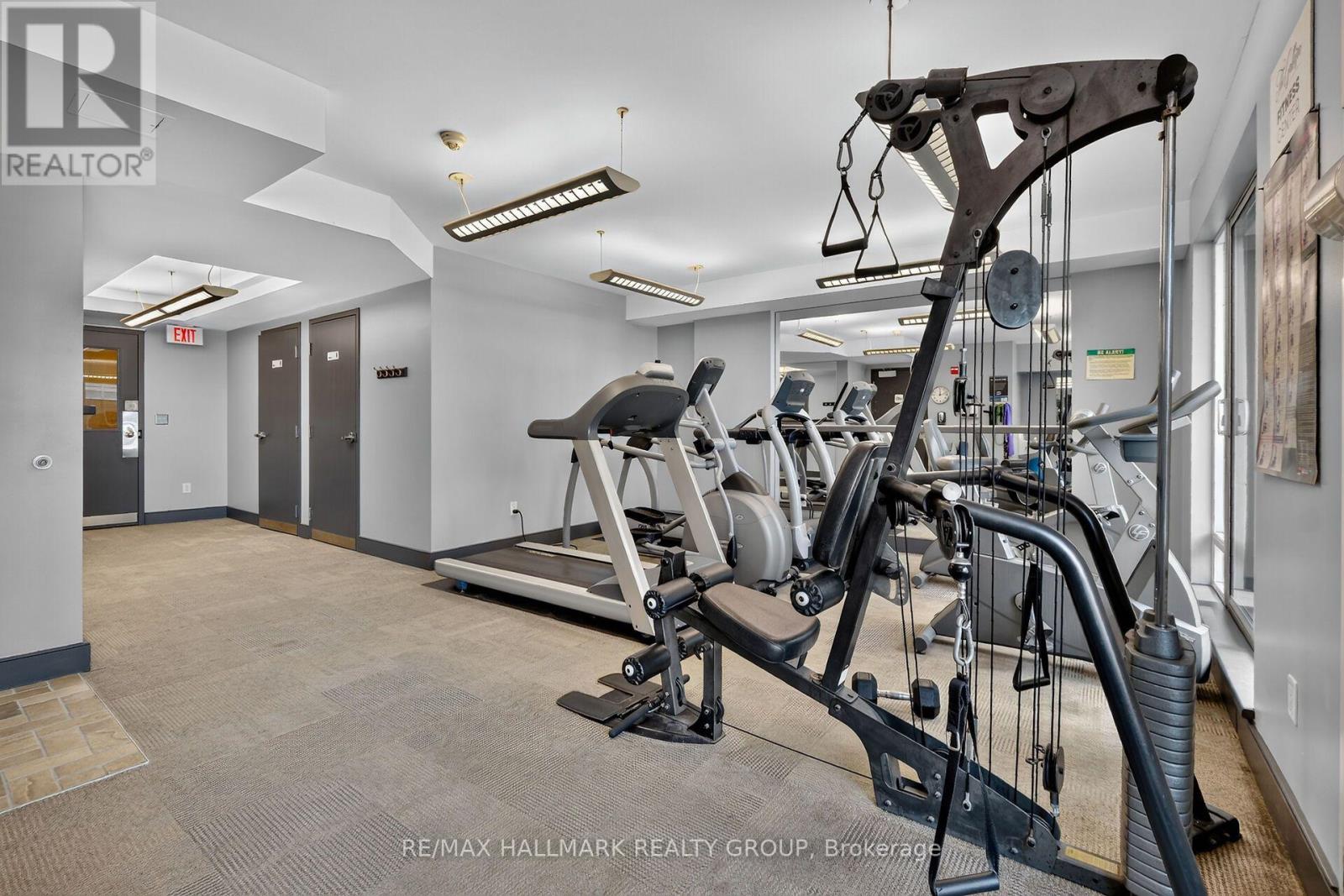 #208 200 BESSERER STREET - 34