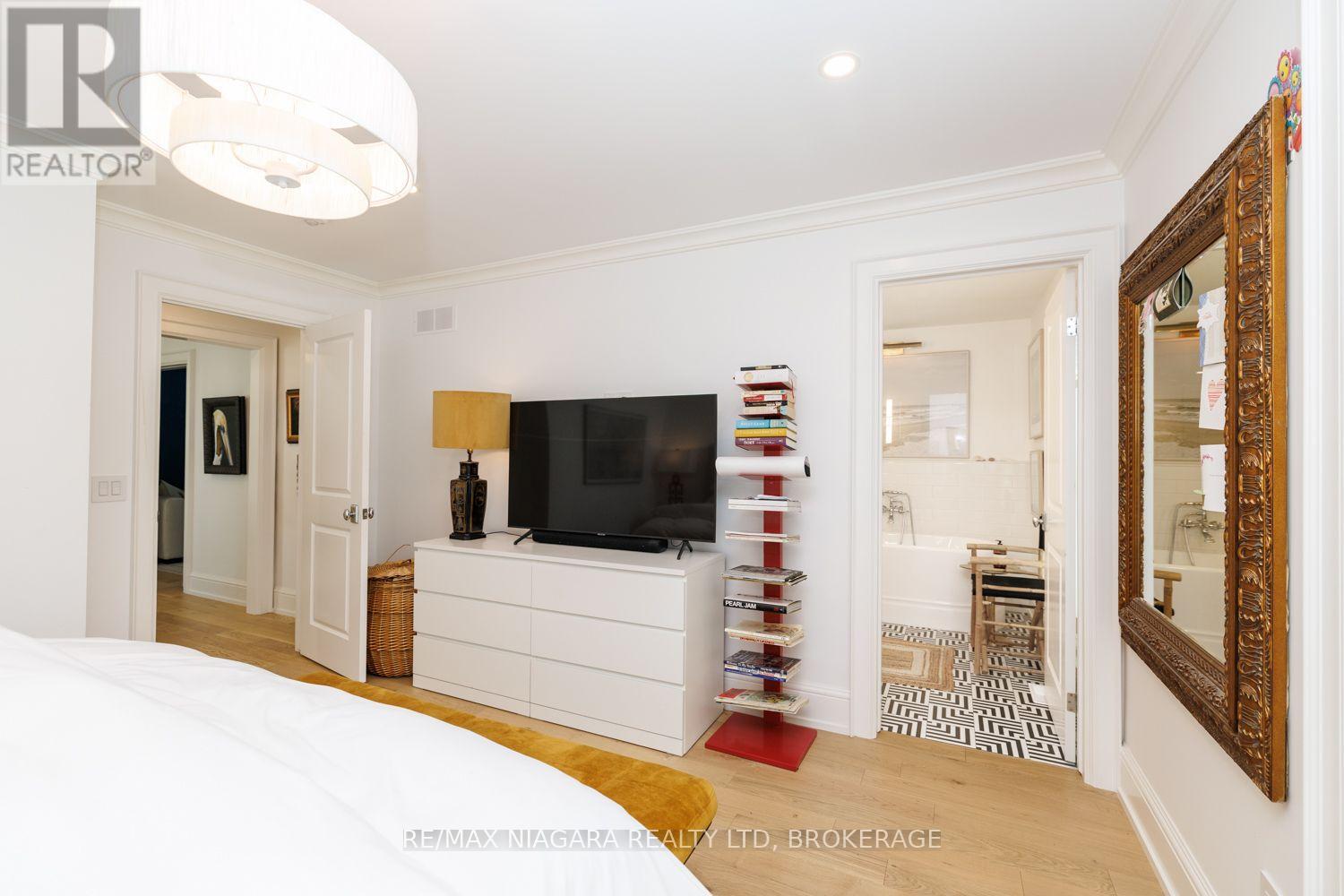313 BEECHWOOD AVENUE W - Image 22